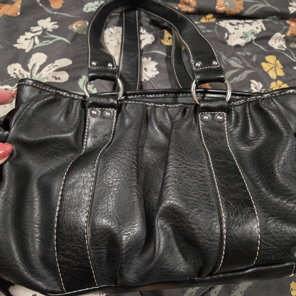 Elegant Black Leather Handbag